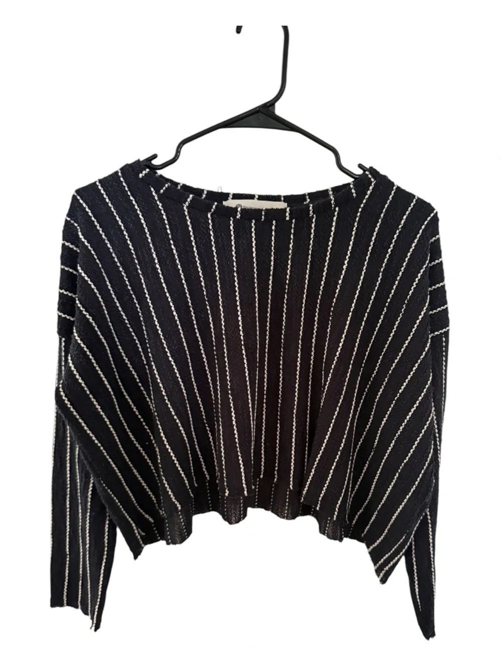 Women’s Black Striped TexturedCrewneck LSCropped Top Small The Impeccable Pig